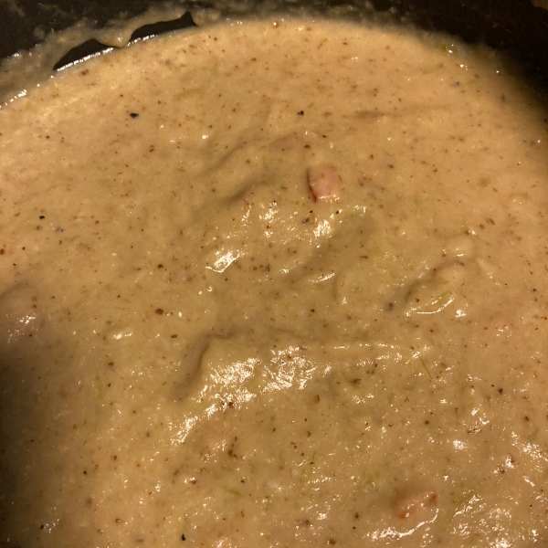 Roasted Cauliflower, Garlic, and Leek Soup