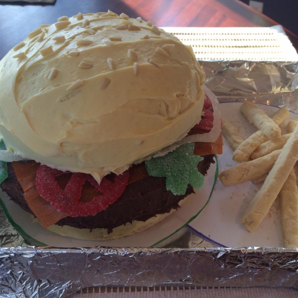 Hamburger Cake