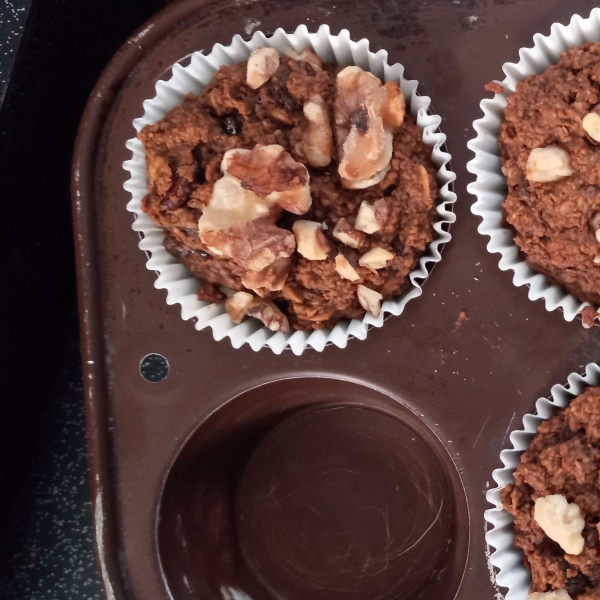 Molasses Raisin Muffins