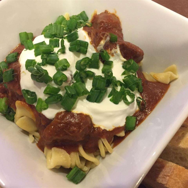 Smoked Paprika Goulash for the Slow Cooker