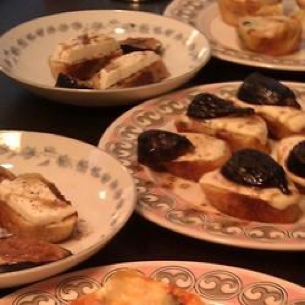 Burrata Bruschetta with Figs