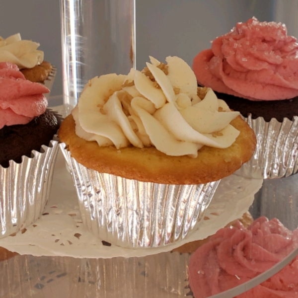 Chocolate Chip Cookie Dough + Cupcake = The BEST Cupcake. Ever.