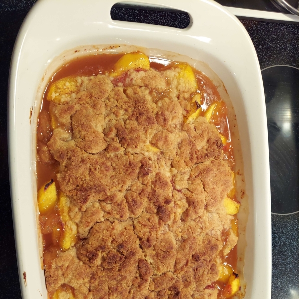 Fresh Southern Peach Cobbler