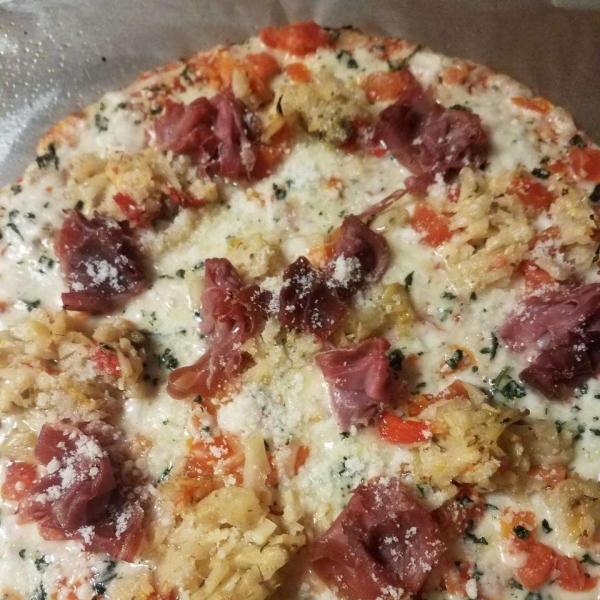 Prosciutto-Artichoke Pizza