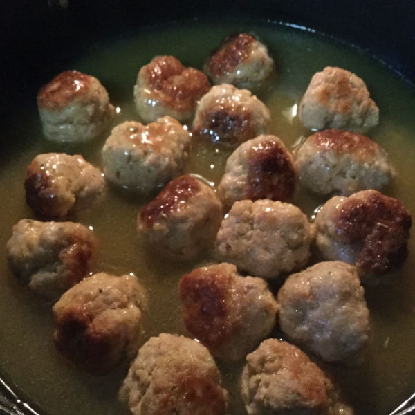 Pork Meatballs in White Wine Sauce