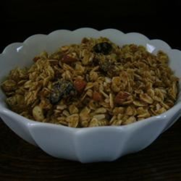 Easy Cranberry Granola