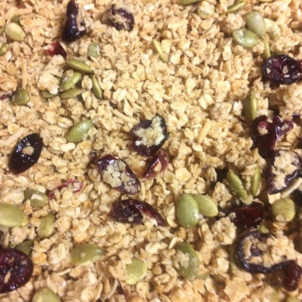 Easy Cranberry Granola