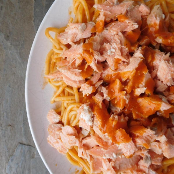 Red Pepper-Salmon Pasta