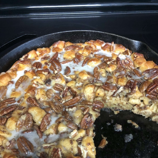 Easy Cinnamon Roll Casserole