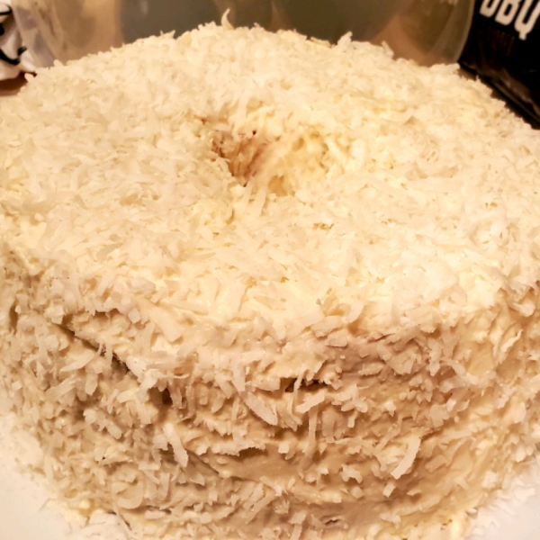 Aunt Connie's Coconut Cake