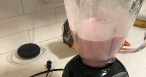 Vegan Strawberry Oatmeal Breakfast Smoothie