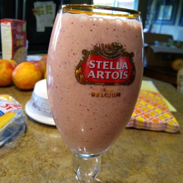 Vegan Strawberry Oatmeal Breakfast Smoothie