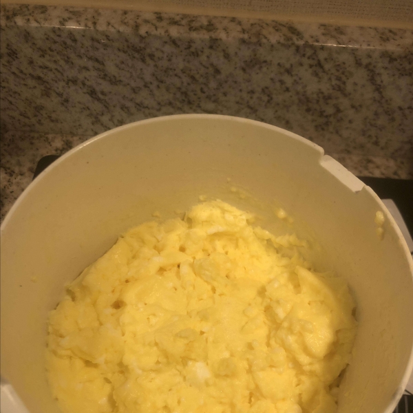 Fluffy Microwave Scrambled Eggs