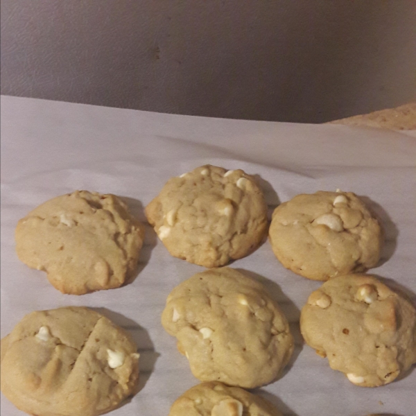 White Chocolate Coconut Macadamia Cookies