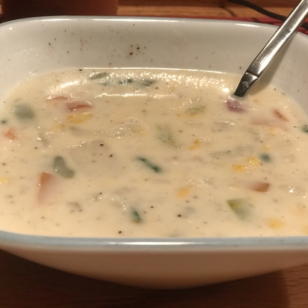 Easy and Delicious Ham and Potato Soup