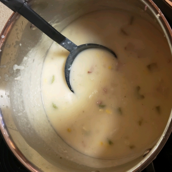 Easy and Delicious Ham and Potato Soup