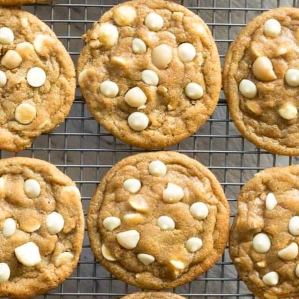 White Chocolate Macadamia Nut Cookies II