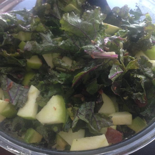 Kale, Apple, Avocado, and Bacon Salad