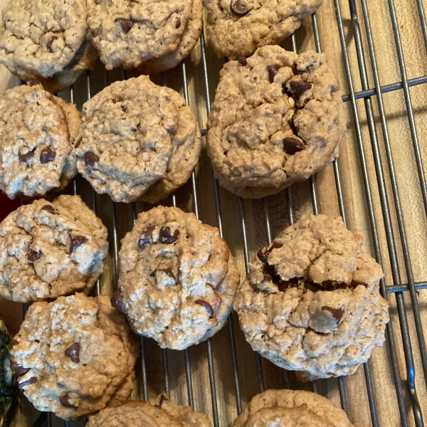 Oatmeal Peanut Butter and Chocolate Chip Cookies