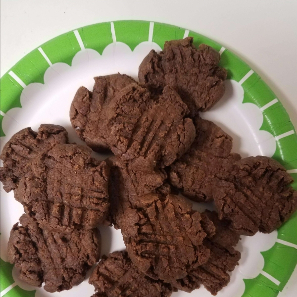 5-Ingredient Peanut Butter Chocolate Cookies