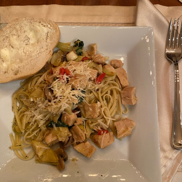 Spence's Pesto Chicken Pasta