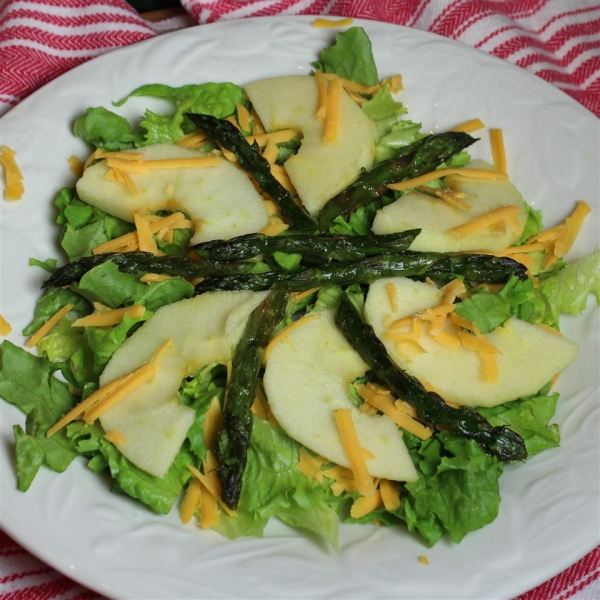 Roasted Asparagus and Apple Salad