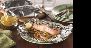 Grilled Salmon Supper in Foil