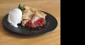 Orange-Kissed Strawberry Rhubarb Pie