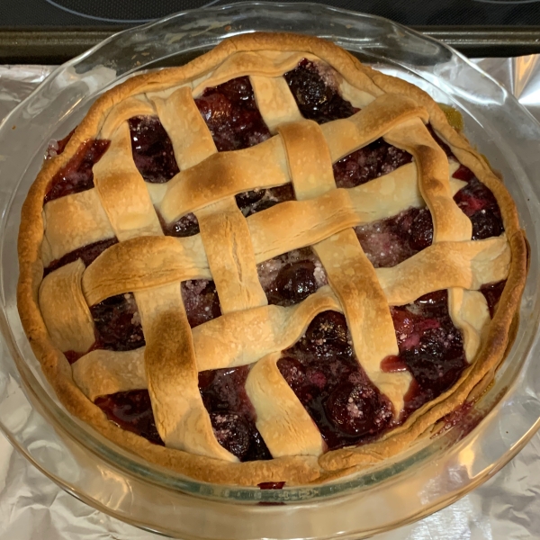 Baked Fresh Cherry Pie