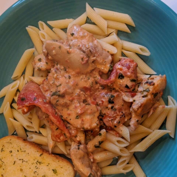 Sun-Dried Tomato Chicken Pasta