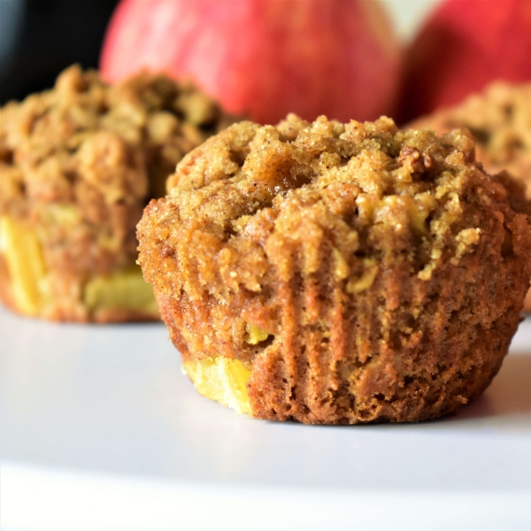 Apple-Oatmeal Muffins