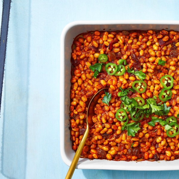 Harissa Bacon Baked Beans