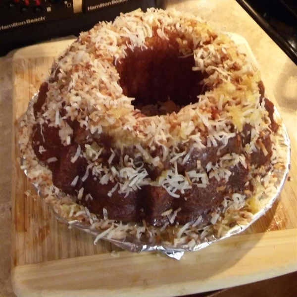 Rum-Pineapple Pound Cake