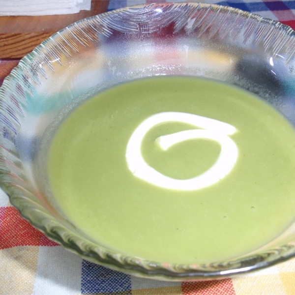 Chilled Sugar Snap Pea Soup