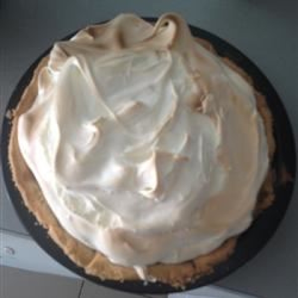 Old Fashioned Caramel Pie