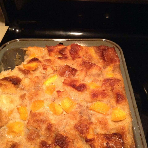 Old Fashioned Rhubarb Bread Pudding