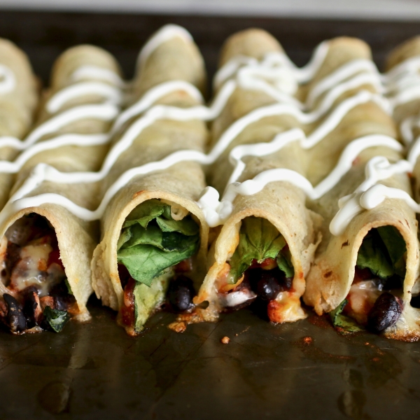 Baked Black Bean and Spinach Flautas