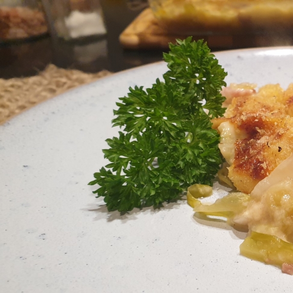 Scalloped Cabbage with Ham and Cheese