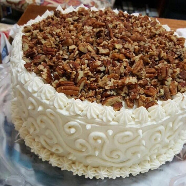 Carol's Butter Pecan Cake