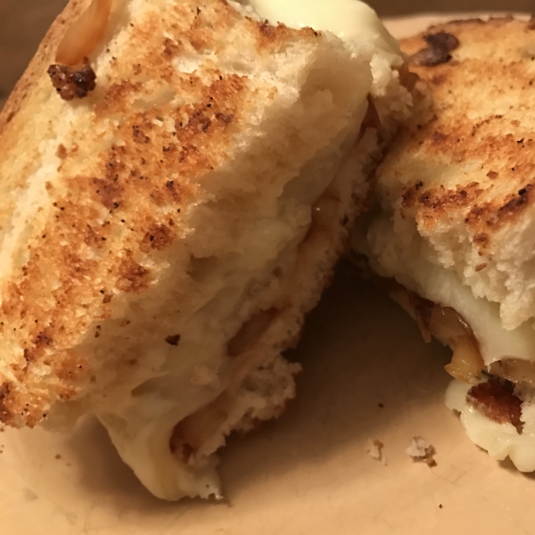 White Pizza Grilled Cheese