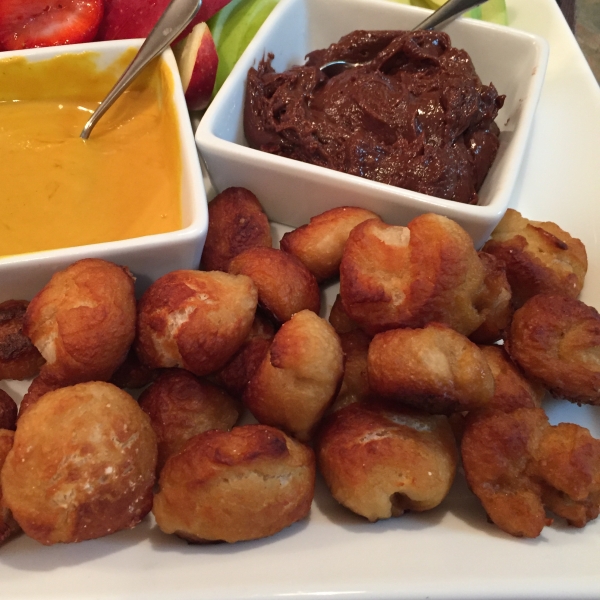 Quick and Easy Pretzel Bites with Nutella® Dipping Sauce