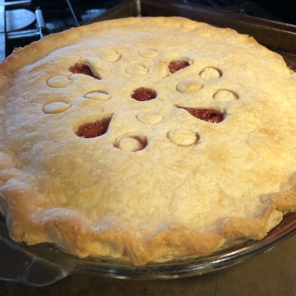 Favorite Strawberry Rhubarb Pie