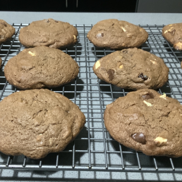 White Chocolate Macadamia Nut Cookies IV