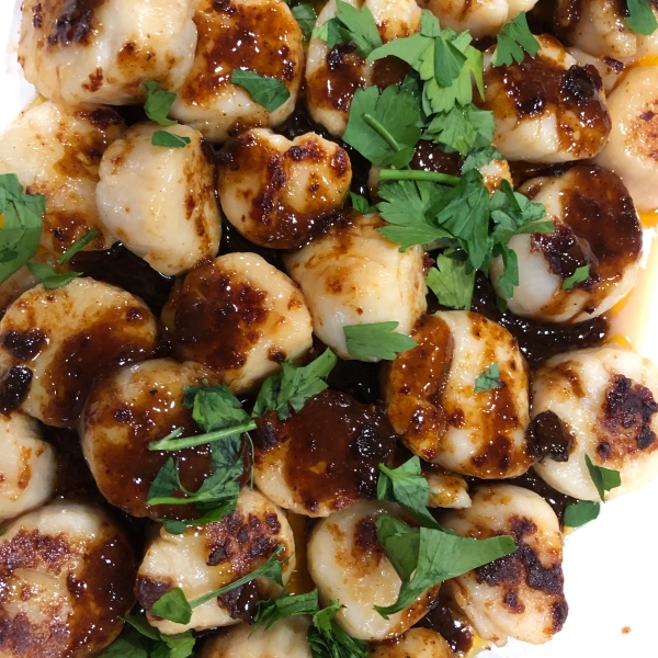 Buzzard's Bay Bourbon Scallops