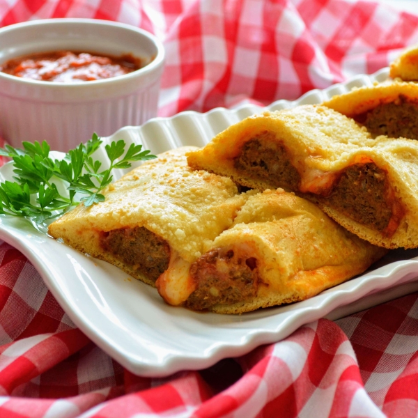 Cheesy Italian Meatball Pockets