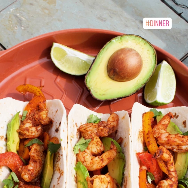 20-Minute Shrimp Fajitas Sheet Pan Dinner