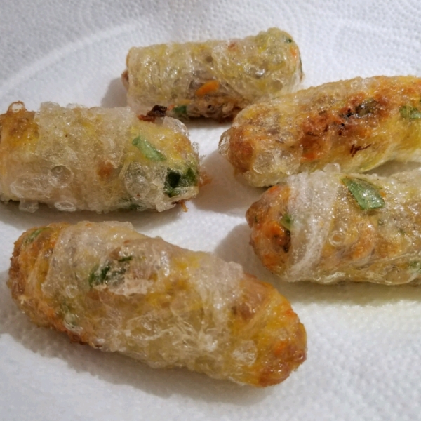 Authentic Vietnamese Spring Rolls (Nem Ran Hay Cha Gio)