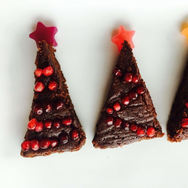 Vegan Christmas Tree Brownies