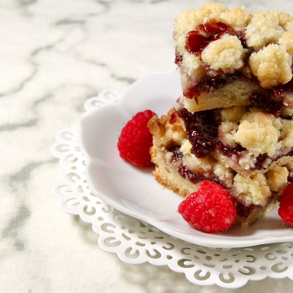 Raspberry Crumble Bars