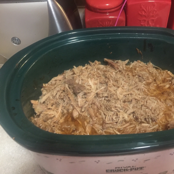 Slow-Cooked Pulled Pork Shoulder